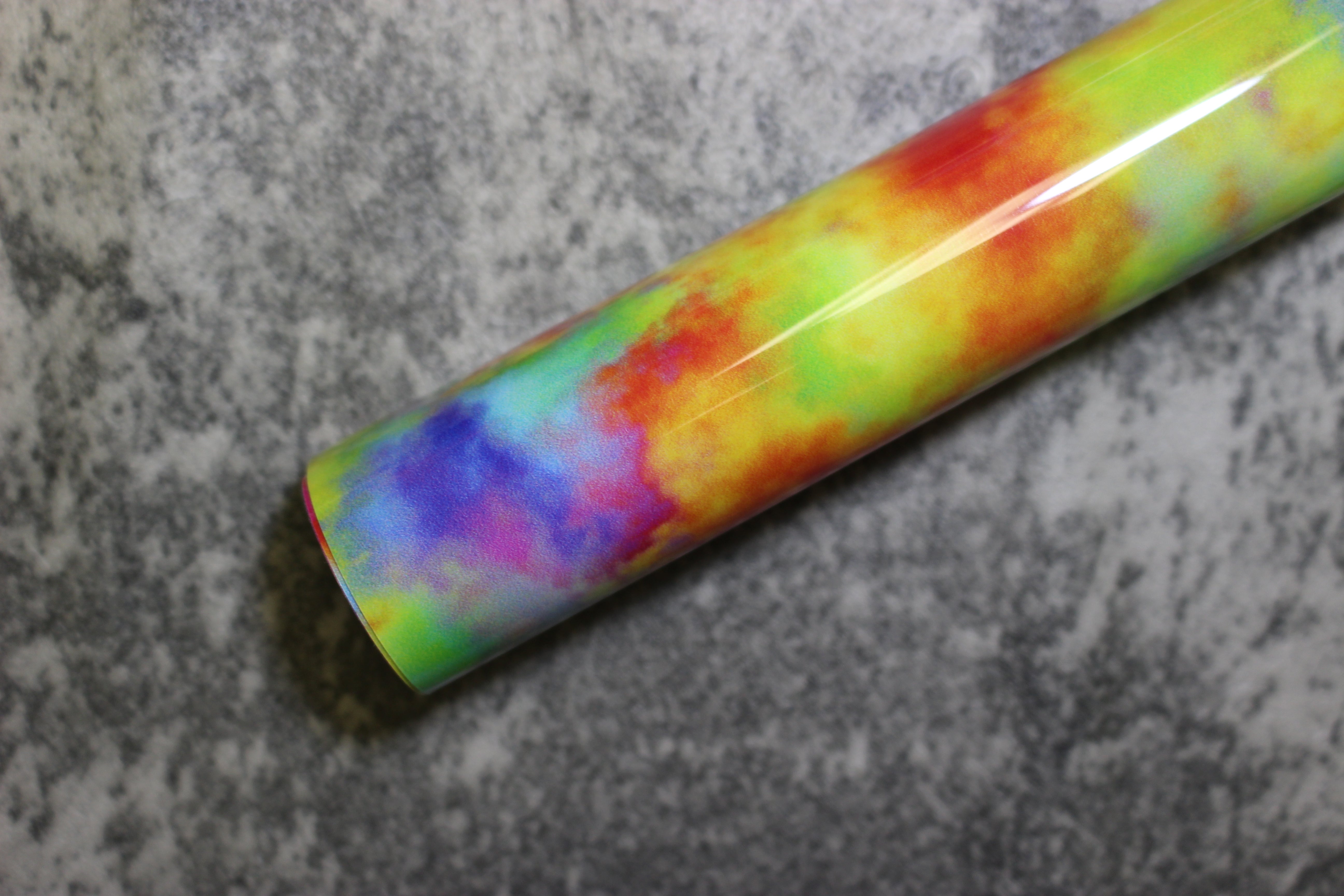 12" Rainbow Splash Pattern